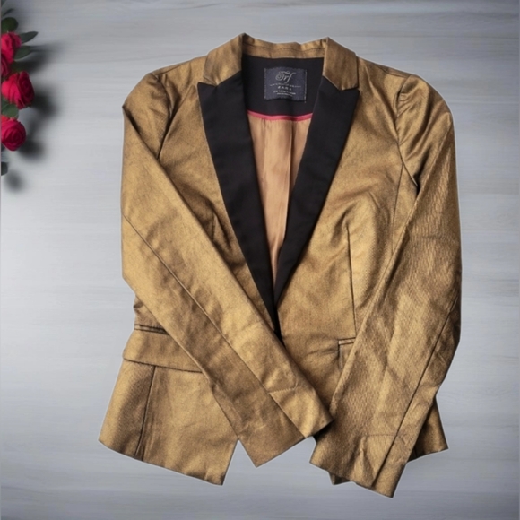 Zara Jackets & Blazers - Zara Collection Gold & Black Blazer.